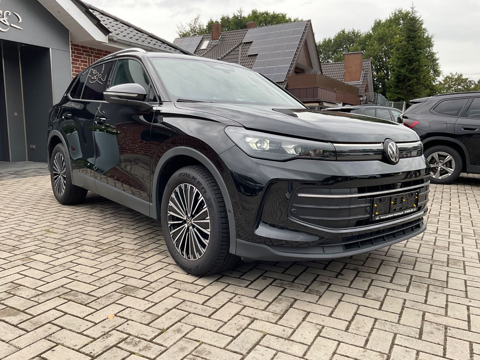 Fahrzeugabbildung Volkswagen Tiguan 1.5 eTSI DSG GOAL,AHK,Kamera,Navi,ACC
