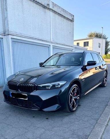 BMW 330e xDrive M Sport Pro Kombi - SHZ Harman Pano
