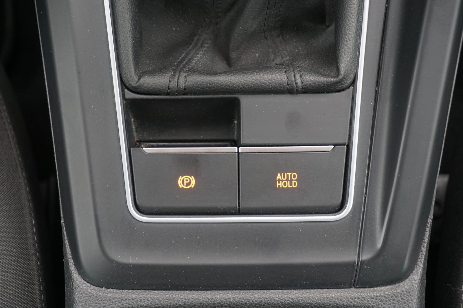 Volkswagen Golf VIII Variant 1.0 Life LED Navi ACC Kamera, миниатюра 28