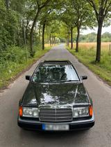 Mercedes-Benz Mercedes Benz 230 CE W124 Oldtimer - Mercedes-Benz 230: Ce W124