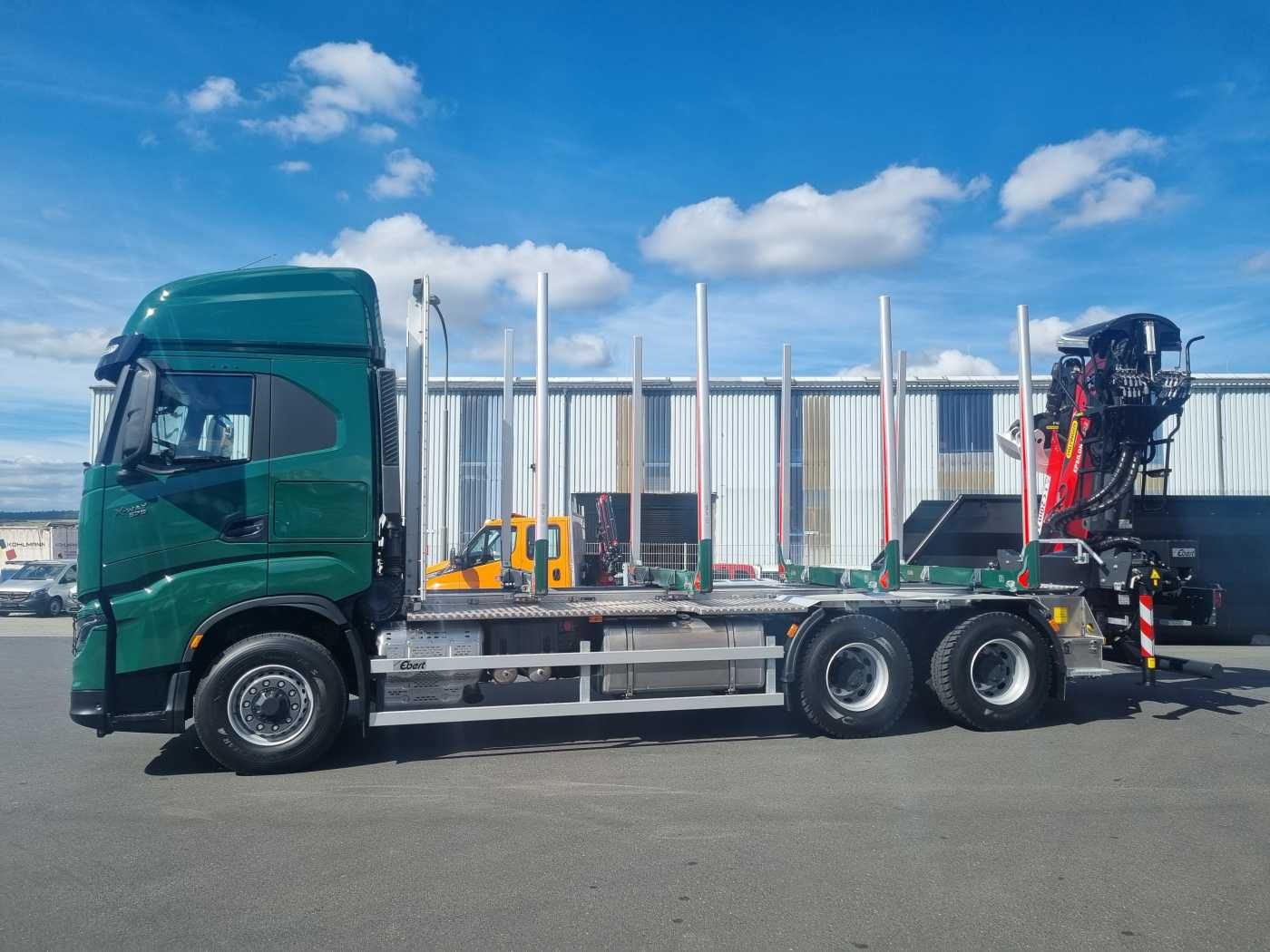 Fahrzeugabbildung Iveco X-Way AS300X57 Z/P HR ON+ 6x4 (6x6 Hi Traction)