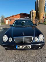Mercedes-Benz Mercedes Benz w210 - Mercedes-Benz W210