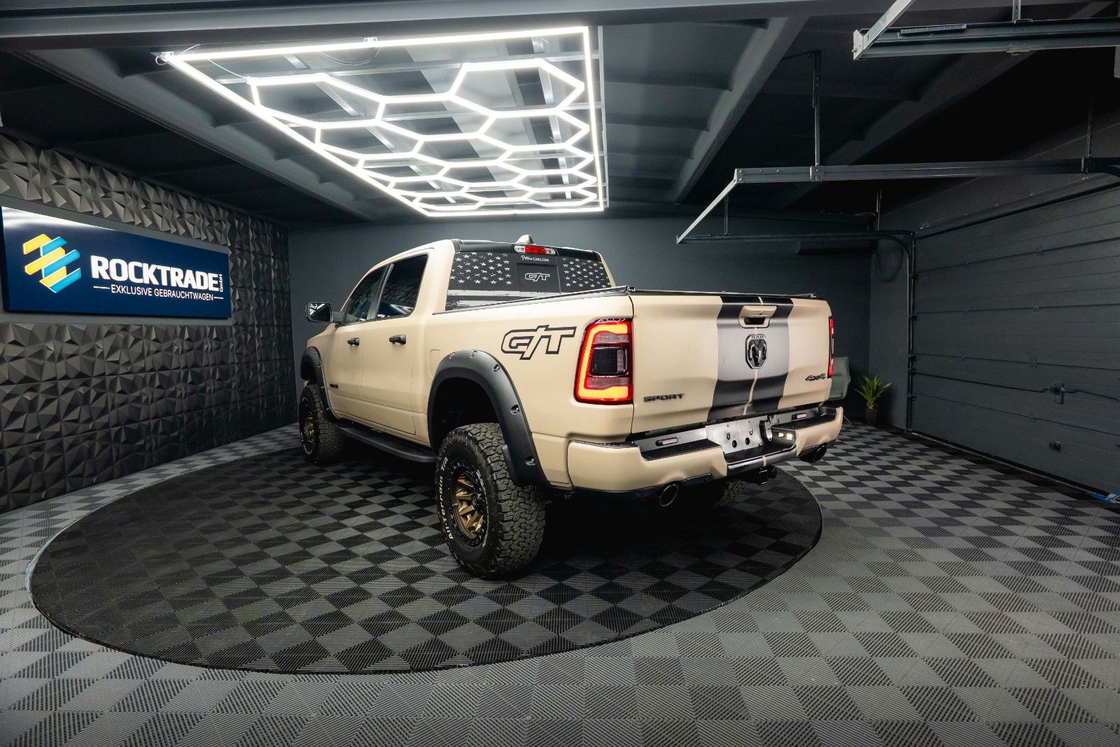 Fahrzeugabbildung Dodge RAM 5.7 V8 HEMI 4x4 NIGHT GT SPORT Offroad 19%