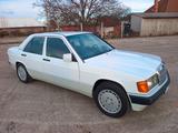 Mercedes-Benz 190E 2.6 - Mercedes-Benz 190: 2.6