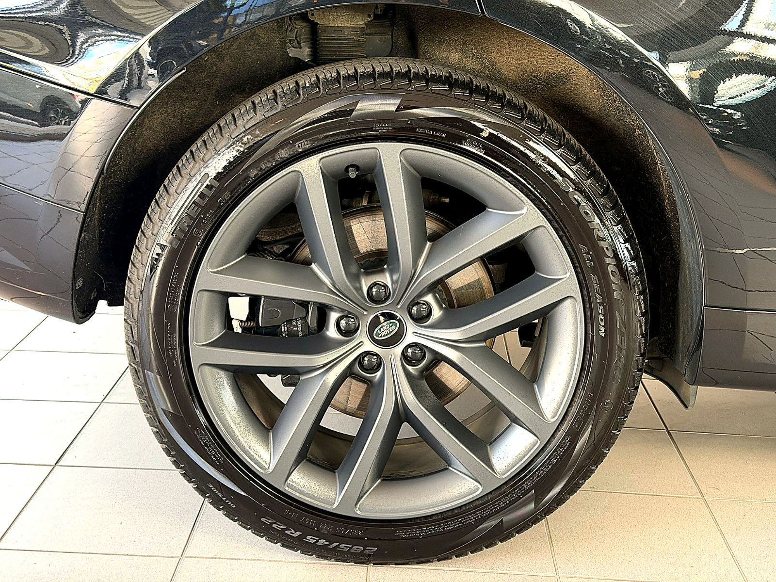 Fahrzeugabbildung Land Rover Range Rover Sport Dynamic SE/PANO/3D''KAMER/MERI
