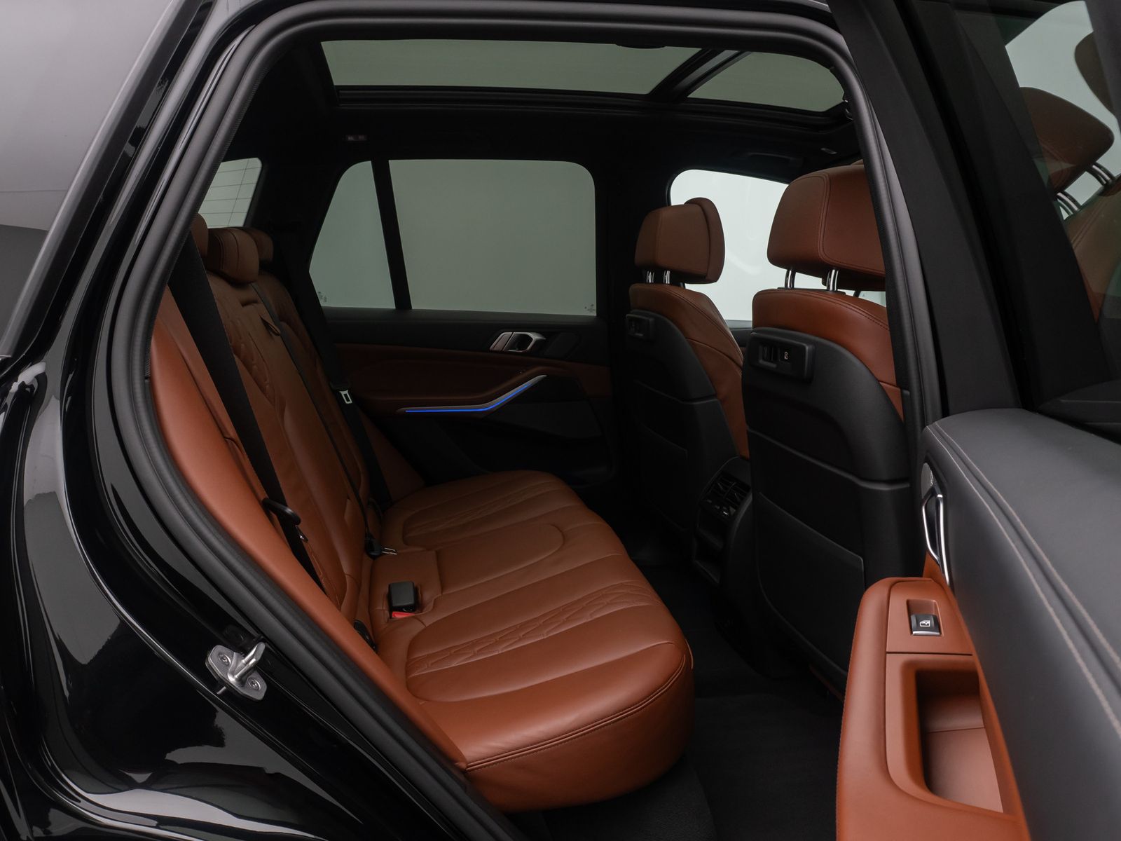 Fahrzeugabbildung BMW X5 xD40d M Sport 360° Laser DAB H/K HUD Panorama