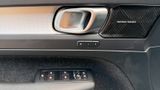 VOLVO XC 40 XC40 Momentum AWD/Kamera/H&K/AHK - Thumbnail 9