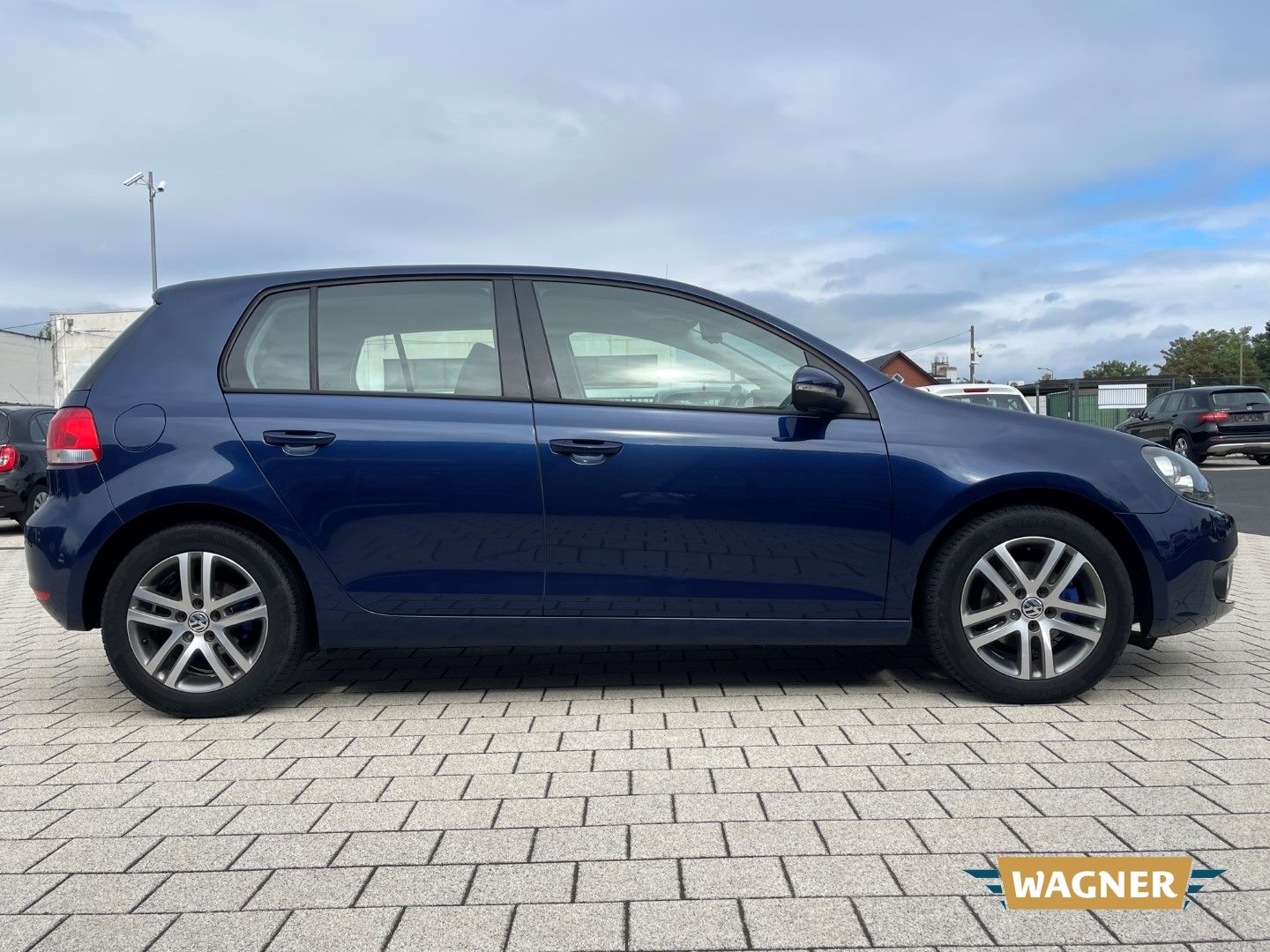 Fahrzeugabbildung Volkswagen Golf VI Comfortline 1.6 Klimaautomatik