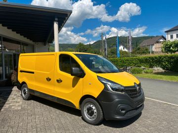 Renault Trafic - 2