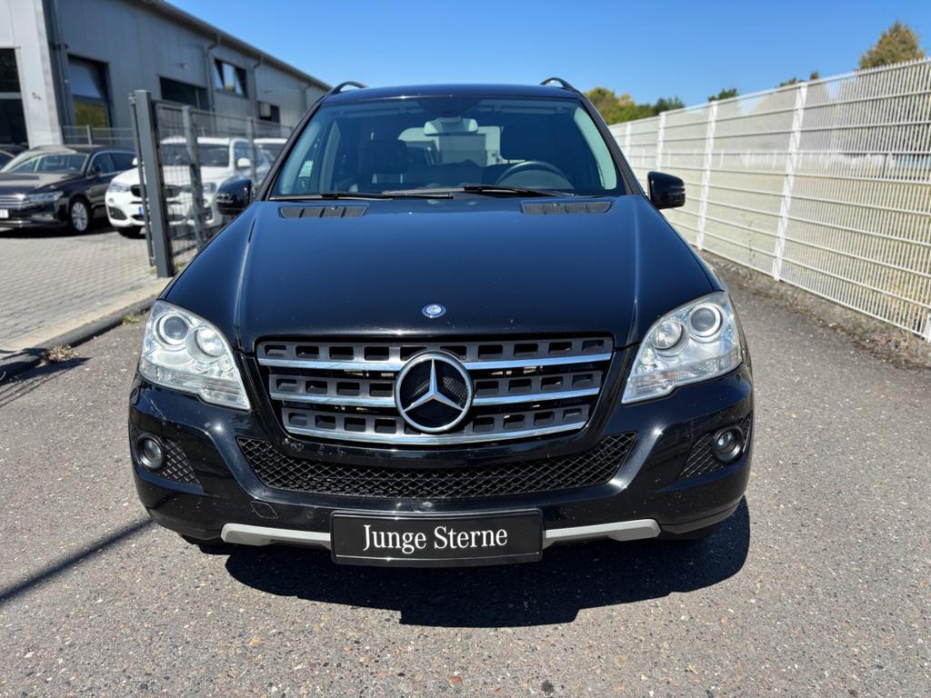 Mercedes-Benz ML 300