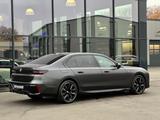 BMW 740d xDrive M-Sport 1.HA/PANO/CARBON/B&W/21LM/LE - BMW Gebrauchtwagen von 2024