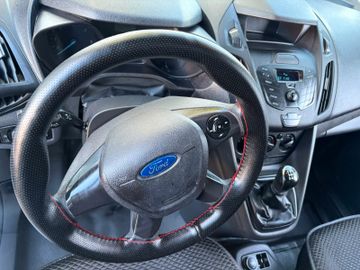 Ford Tourneo Connect - 10
