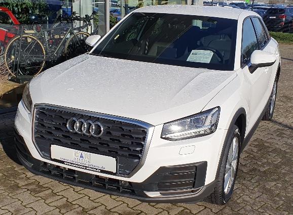 Audi Q2 quattro Automatik LED Navi Allrad AHK