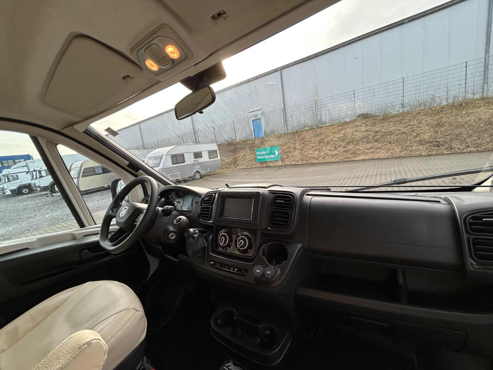 Fahrzeugabbildung XGO Dynamic 99 p TV/ SAT Fahrradträger