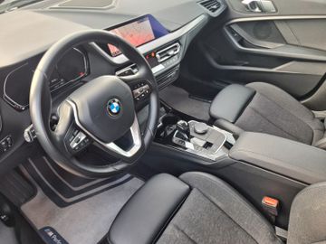 BMW 218 Gran Coupé - 10