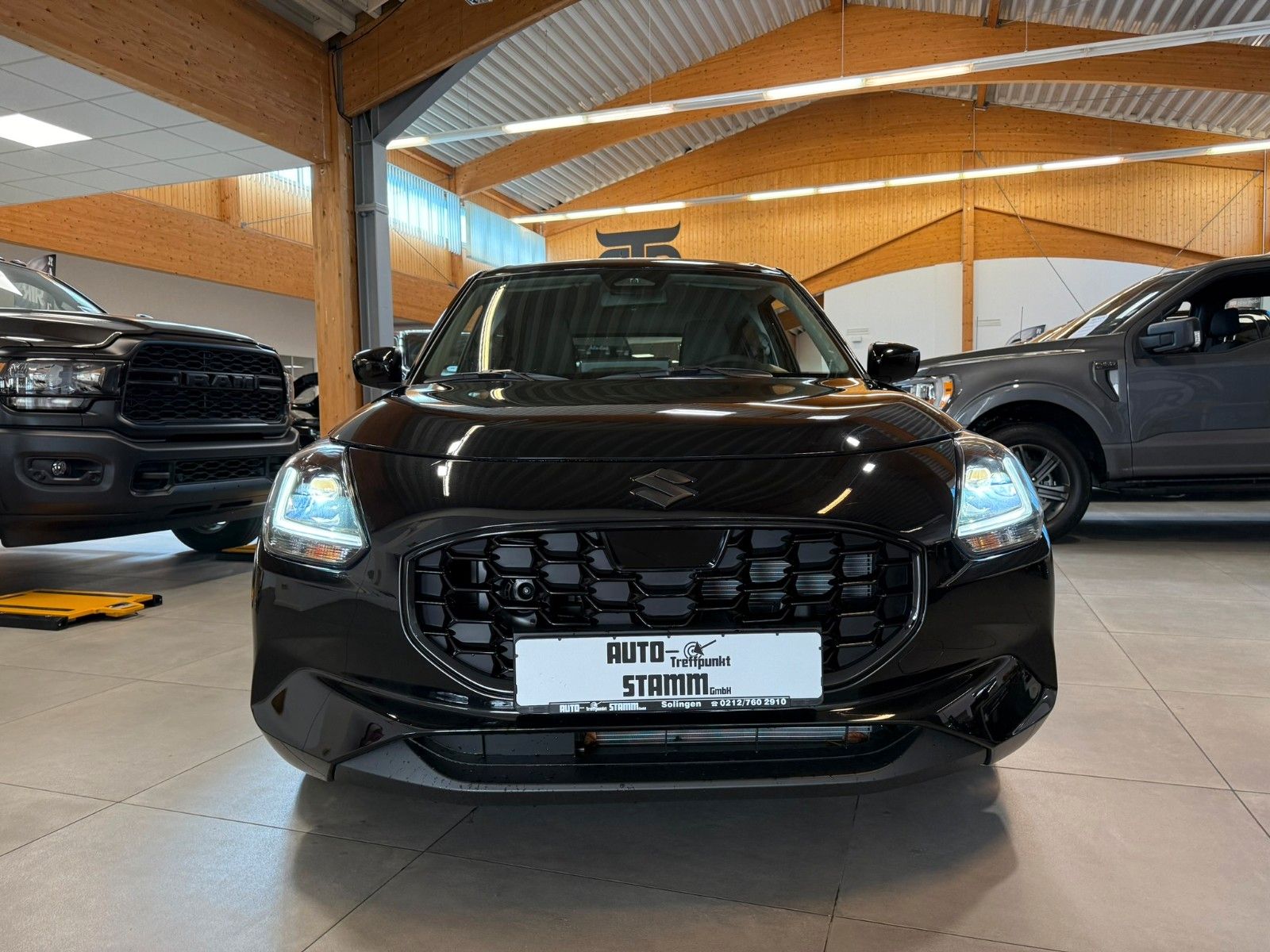 Fahrzeugabbildung Suzuki Swift Comfort - STAMM SPORT EDITION - ALU - H&R