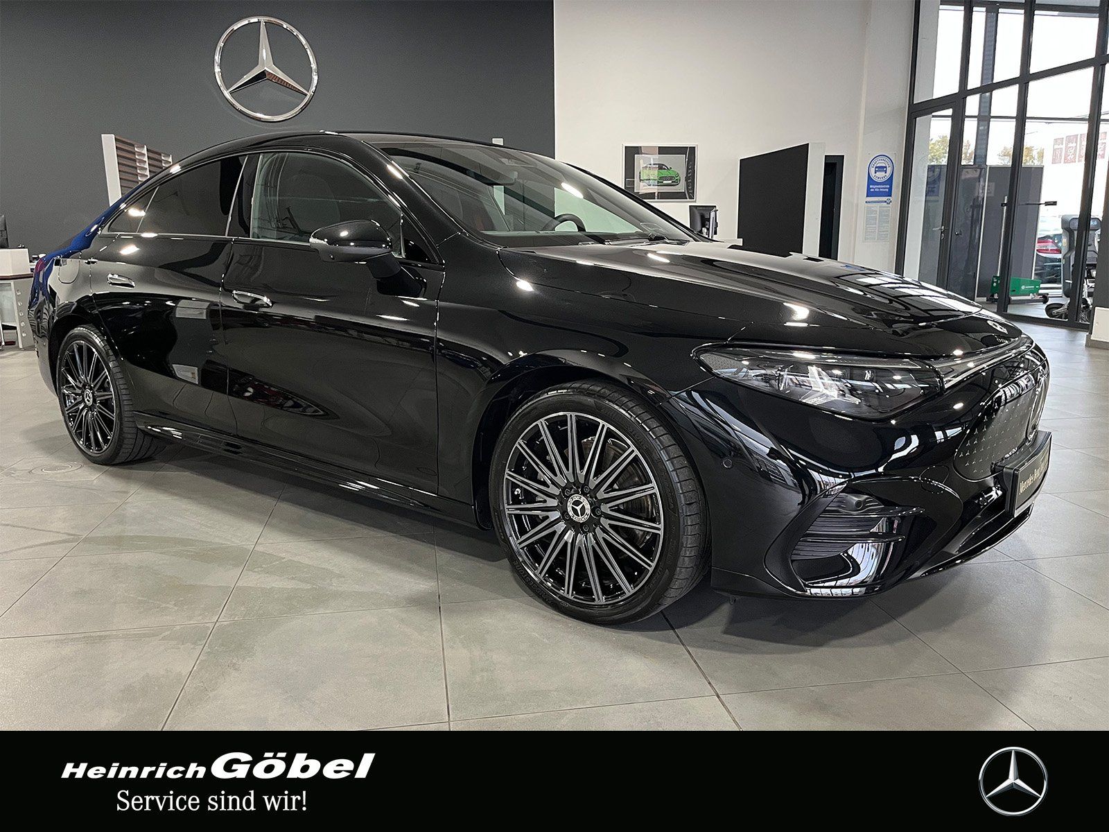 Fahrzeugabbildung Mercedes-Benz CLA 350 4M AMG Line Plus SUPERSCREEN+AHK+360°CAM