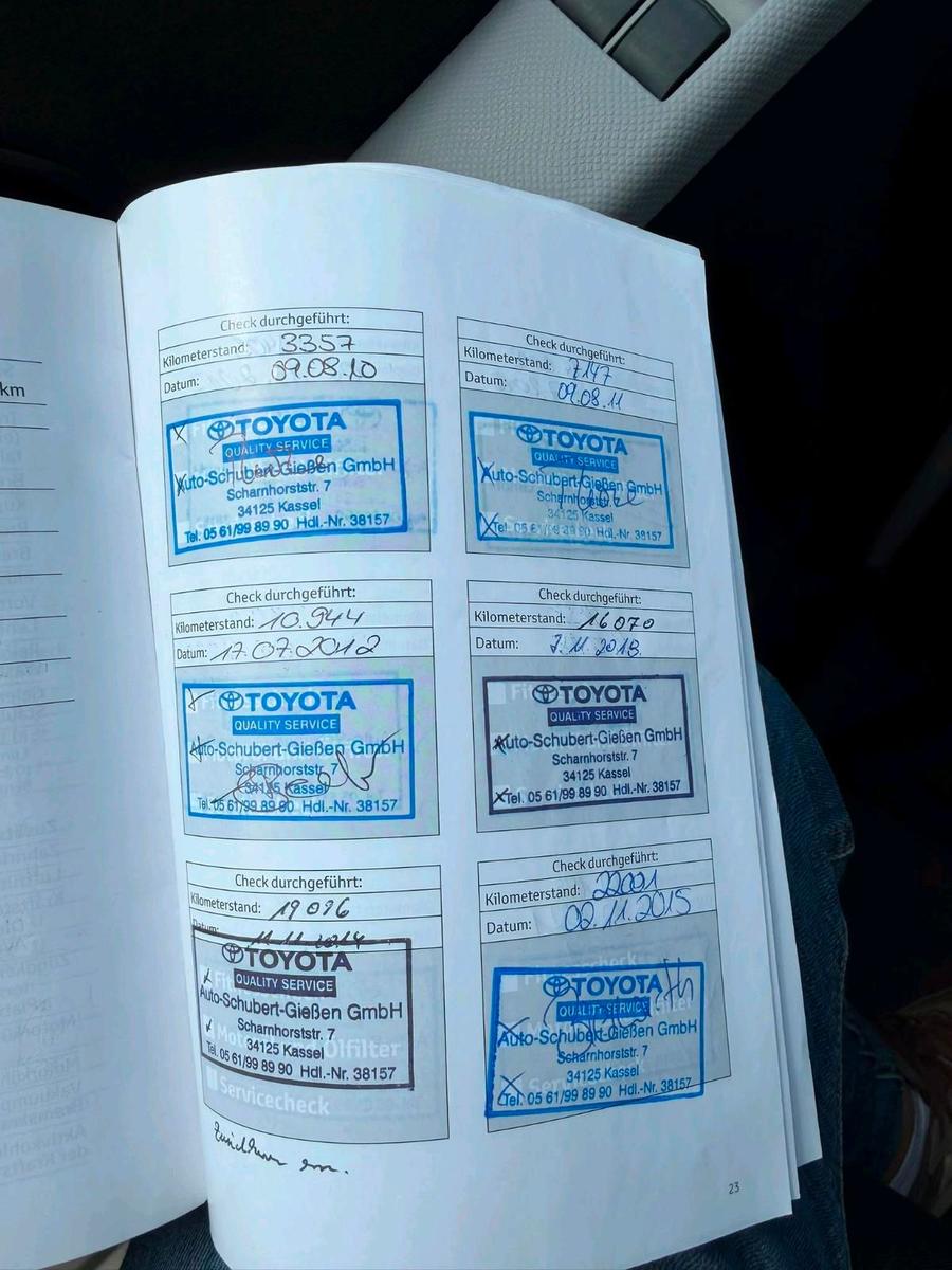 Toyota Yaris 2009 — photo 12