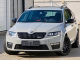 Skoda Octavia Combi RS,1.Hd,Unfallfrei - Skoda Octavia 1U mit Benzin-Antrieb