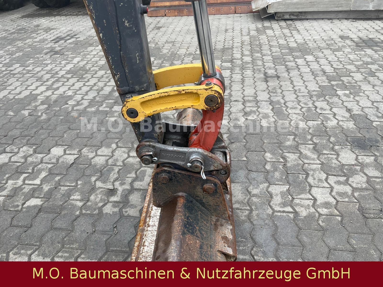 Fahrzeugabbildung Volvo EC 27 C / SW / Hammerline / 2,79t /