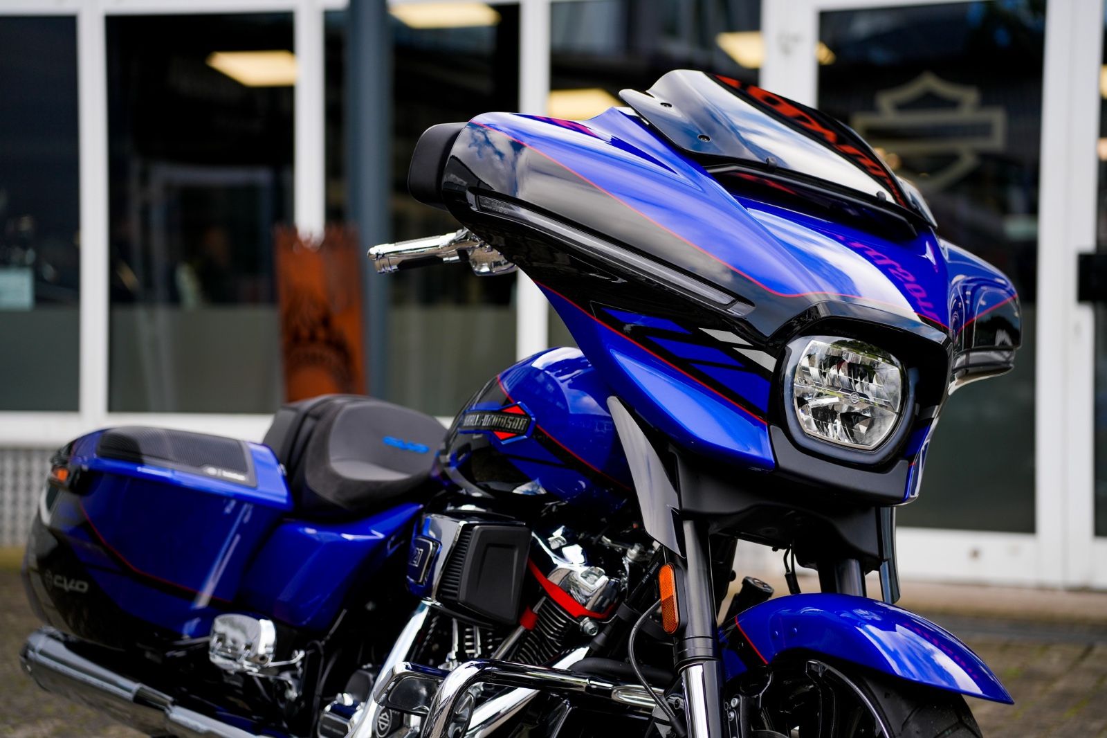 Fahrzeugabbildung Harley-Davidson CVO Street Glide  FLHXSE 121 CUI MY25