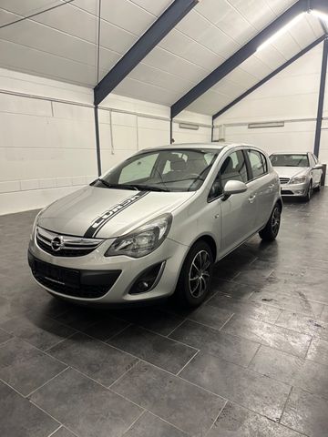 Opel Corsa D Edition