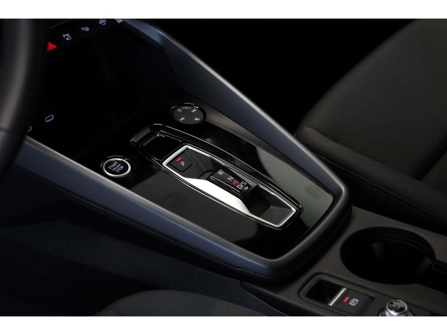 Audi A3 Limousine 35 TDI Advanced VCP/NAV/RFK/DAB, миниатюра 18