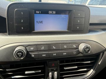 Ford Focus - 11