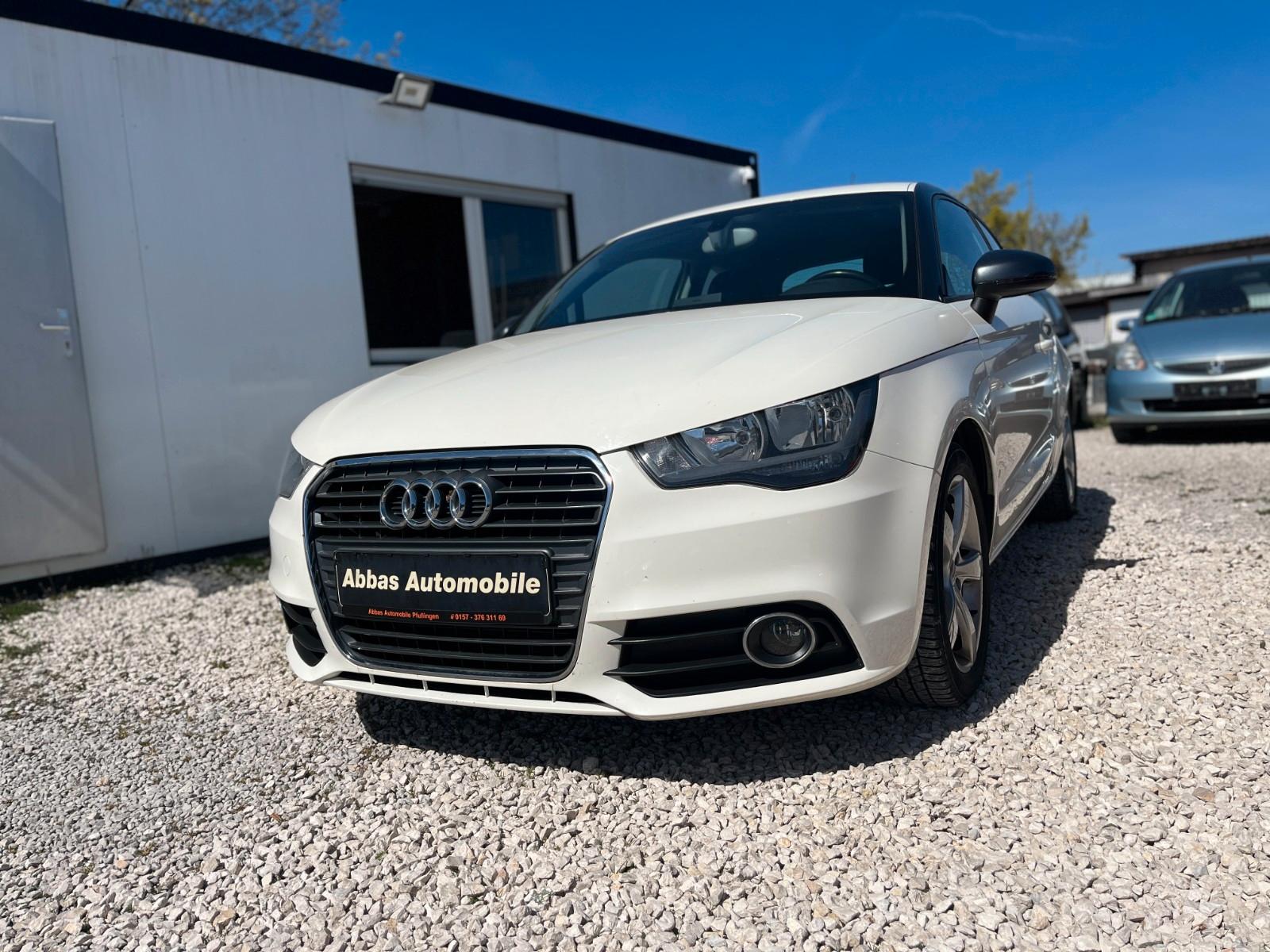 Audi A1 ambition, Xenon, Scheckheft, 8-Fach Alu