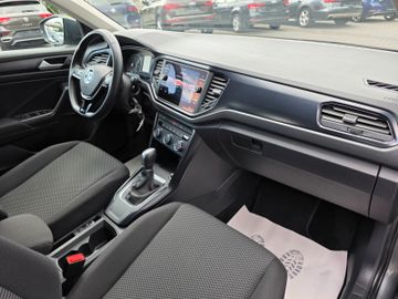 Volkswagen T-Roc - 11