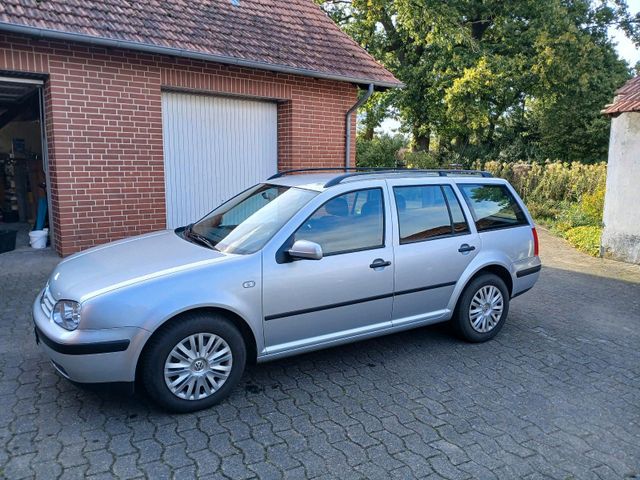 Volkswagen WV Golf IV 2001