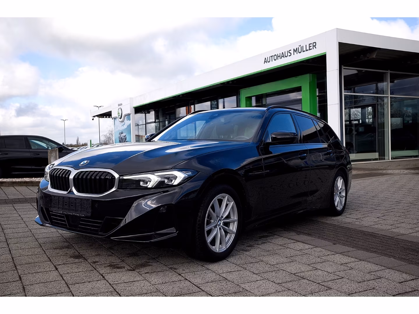 BMW 318 d Touring|Navi|HarmanKardon|LED|AppleCPlay|