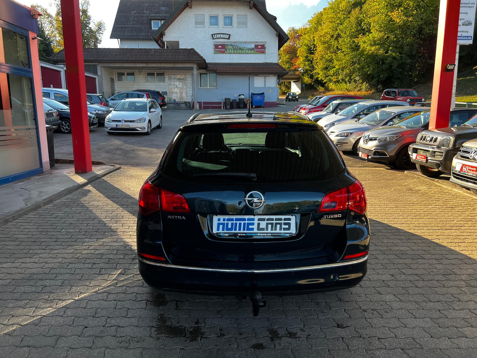 Opel Astra 2015 — photo 12