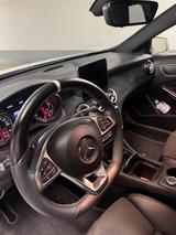 Mercedes-Benz A 200 PEAK Edition PEAK Edition - Mercedes-Benz A-Class: Peak Edition