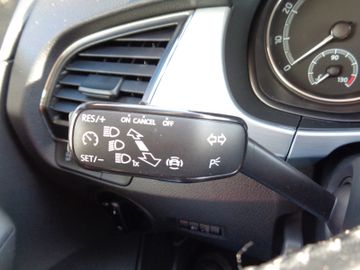 Bild 24 Skoda Fabia Combi Ambition 1.0TSI DSG PDC SML DAB TEMP