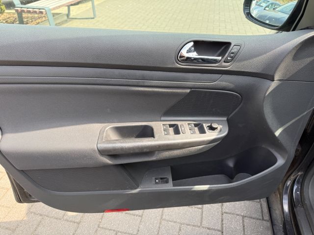 Volkswagen Golf V Lim. Trendline