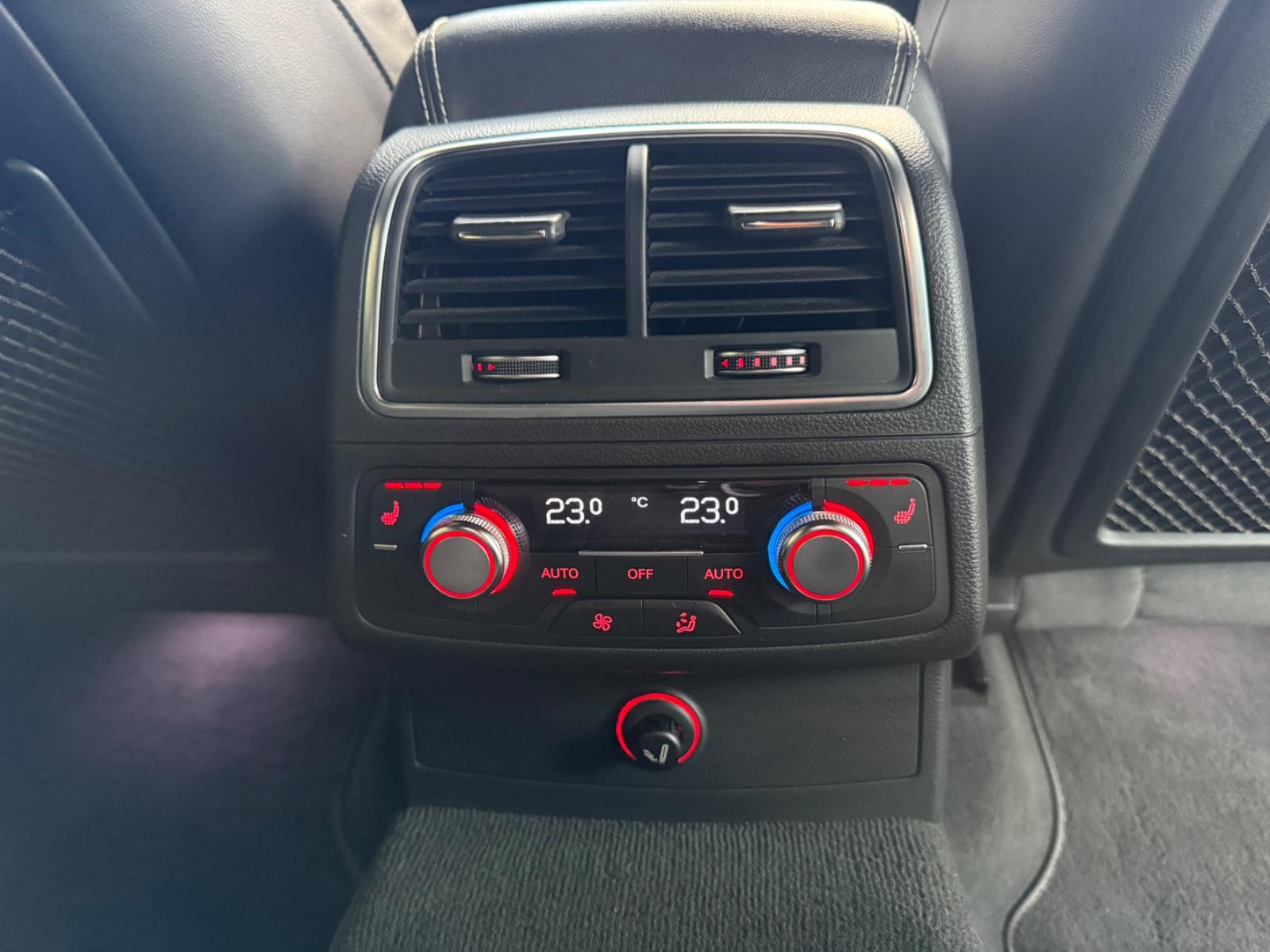 Audi A6 2.0 TDI*S-LIN*BLACK*LED*BOSE*NAV*ACC*LANE*SID