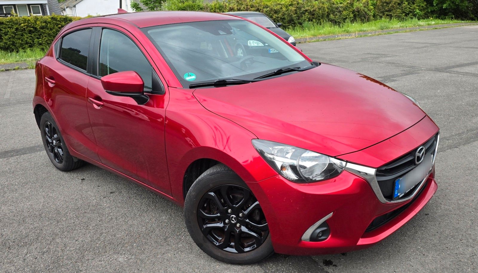 MAZDA 2