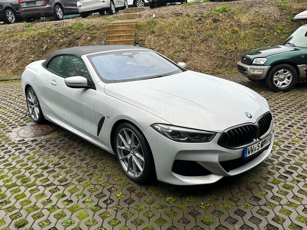 BMW 840