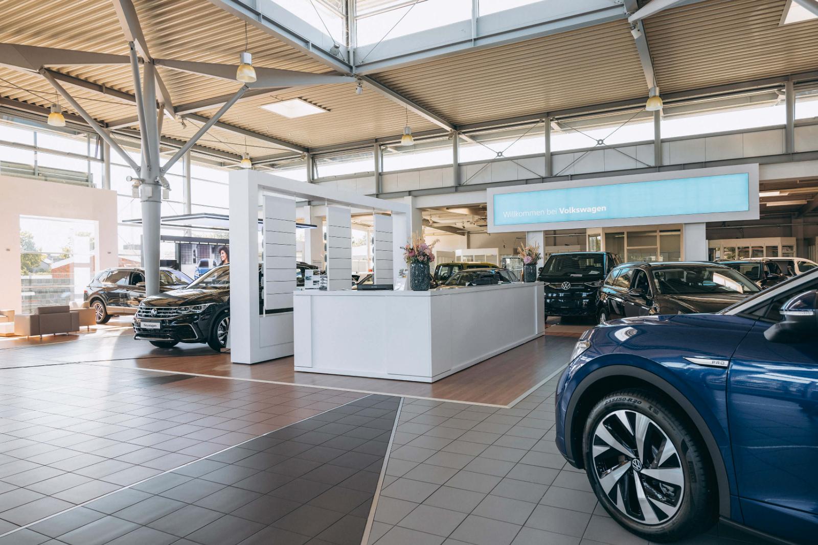 showroom-image-main
