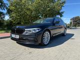 BMW 530d xDrive Touring VOLL STANDH MASSAGE GARANTIE