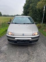 Fiat Punto Tüv bis 03.2027, 4 Türen, Klima - gebrauchte Fiat Punto aus dem Jahr 1999