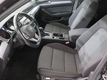 Volkswagen Passat Variant - 7