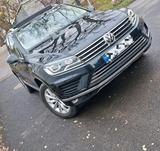 Volkswagen Touareg 3.0 V6 TDI SCR Blue Exe... - Volkswagen Touareg in Düsseldorf