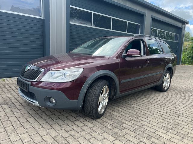 Skoda Octavia Combi Scout 4X4 TÜV/ HU 04-2026