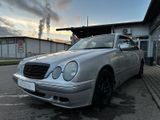 Mercedes-Benz E -Klasse Lim. E 220 CDI AUTOMATIK