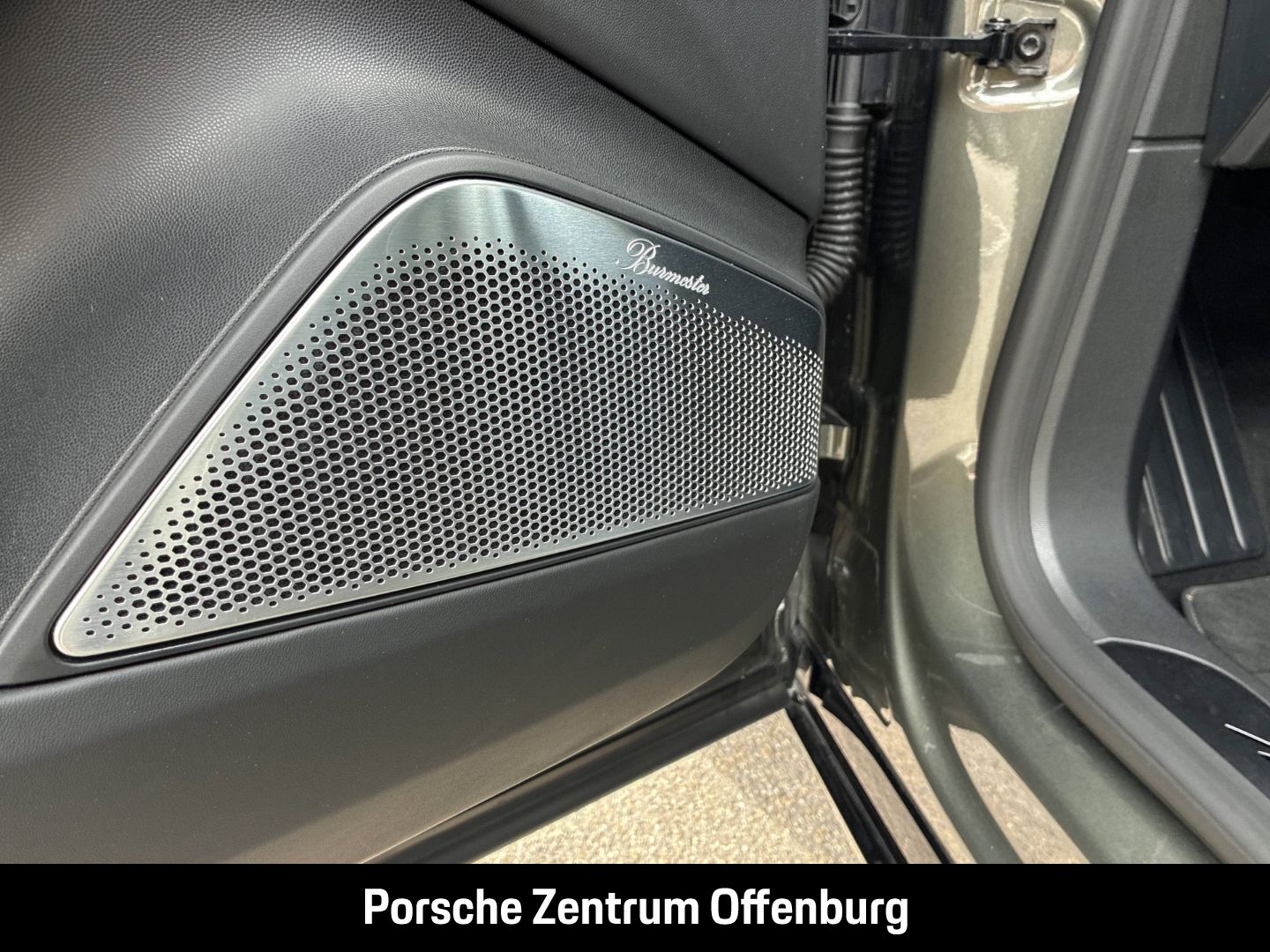 Porsche Macan Turbo VOLL 3DHUD Burm Massage 360 Pano E-S foto 22