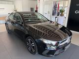 Mercedes-Benz A 200 Limousine/Kamera/Garantie - : Allradantrieb, Automatik