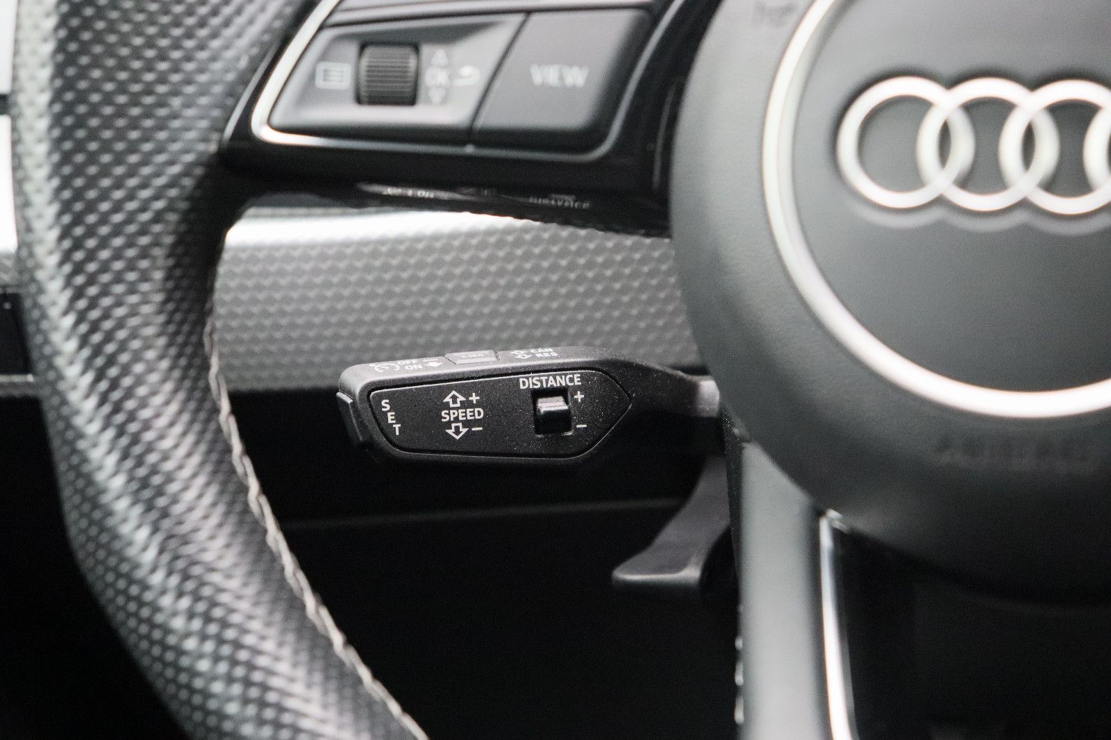 Fahrzeugabbildung Audi A1 Sportback 30 TFSI S line 18"Optik schwarz LED
