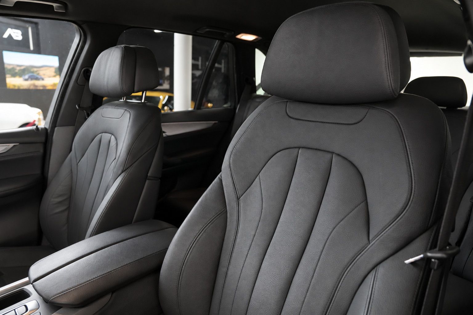 Fahrzeugabbildung BMW X5 xDrive 30d *M-Paket*HUD*Memory*Rückfahrkamera